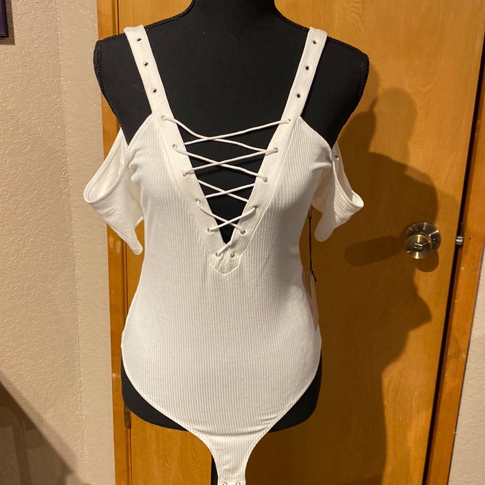 NWT Forever 21 white bodysuit top size large